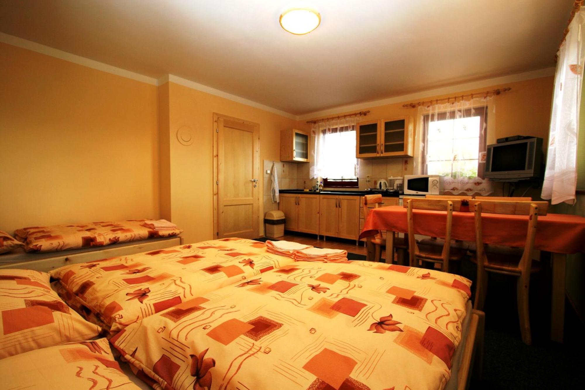 Ada Apartments 립토브스키트로노벡 외부 사진