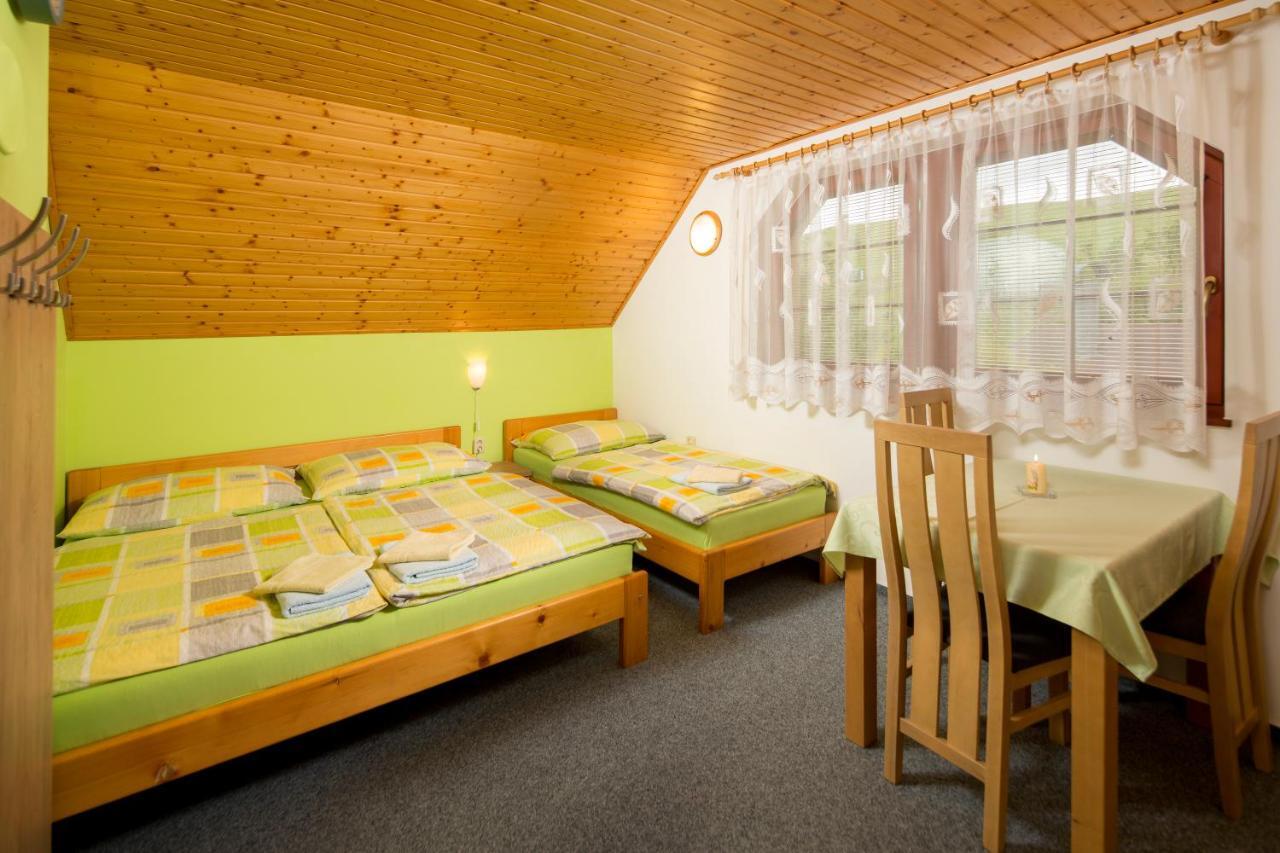 Ada Apartments 립토브스키트로노벡 외부 사진